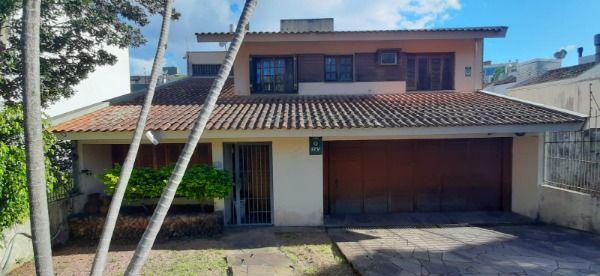 Foto 1 de Casa com 3 Quartos à venda, 261m² em Cristal, Porto Alegre