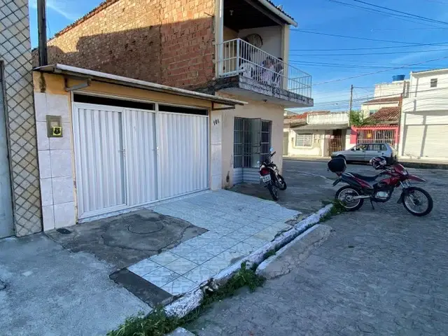 Foto 1 de Casa com 3 Quartos à venda, 130m² em Ponta da Terra, Maceió