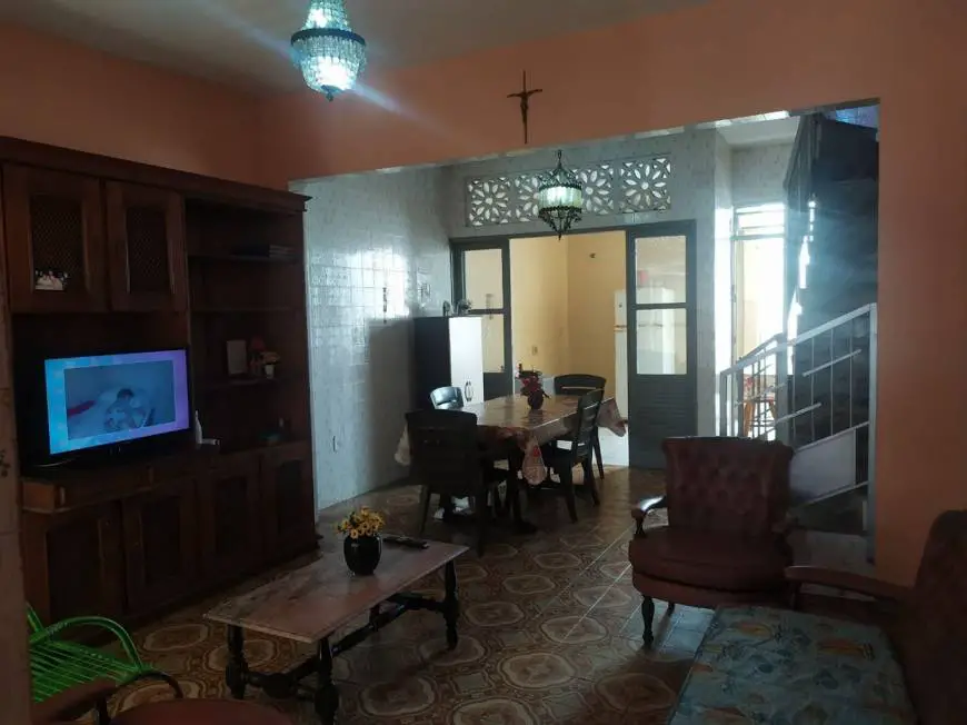 Foto 5 de Casa com 4 Quartos à venda, 210m² em Getúlio Vargas, Aracaju