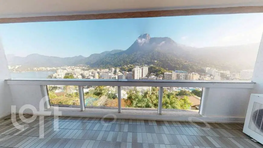 Foto 1 de Casa com 4 Quartos à venda, 260m² em Humaitá, Rio de Janeiro