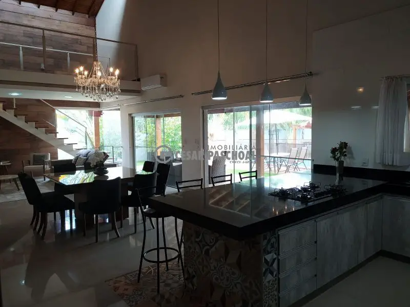 Foto 2 de Casa de Condomínio com 3 Quartos para alugar, 400m² em Recanto do Rio Pardo, Jardinópolis