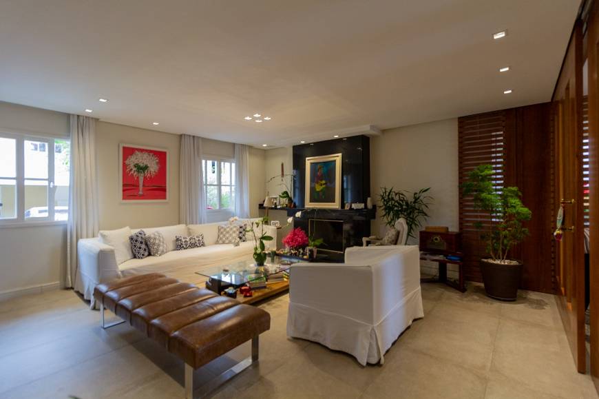 Foto 1 de Casa de Condomínio com 3 Quartos à venda, 250m² em Vila Sao Francisco, São Paulo