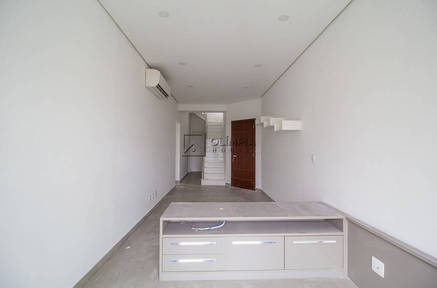 Foto 5 de Cobertura com 2 Quartos para alugar, 154m² em Perdizes, São Paulo