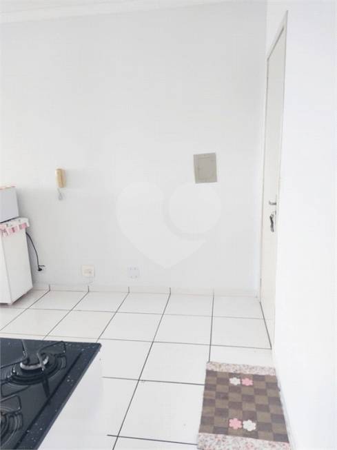 Foto 3 de Apartamento com 2 Quartos à venda, 57m² em Coqueiral, Cascavel