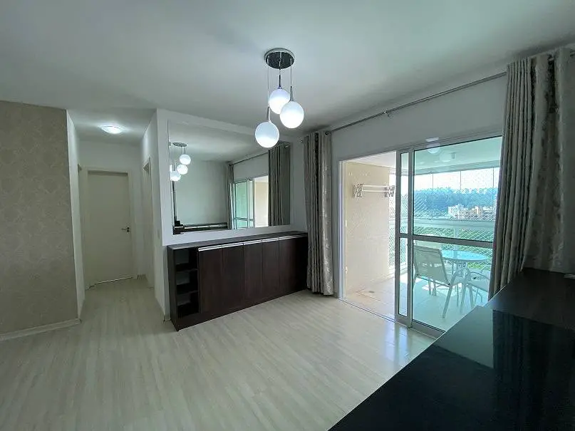 Foto 2 de Apartamento com 2 Quartos para alugar, 76m² em Dezoito do Forte Empresarial Alphaville, Barueri