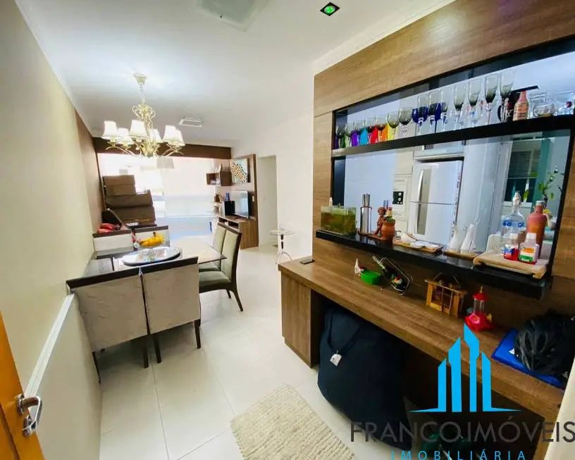 Foto 2 de Apartamento com 2 Quartos à venda, 72m² em Muquiçaba, Guarapari
