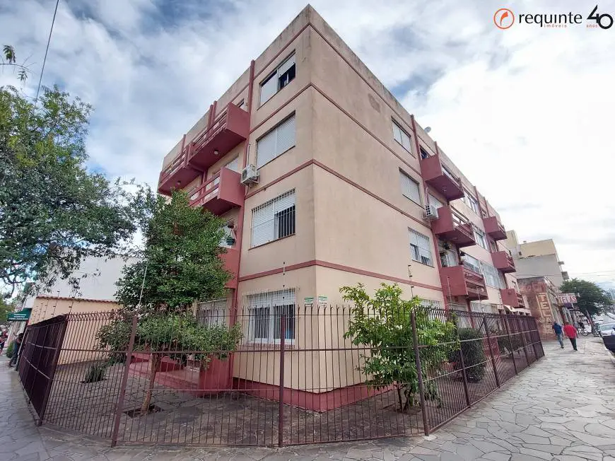 Foto 1 de Apartamento com 3 Quartos para alugar, 93m² em Centro, Pelotas