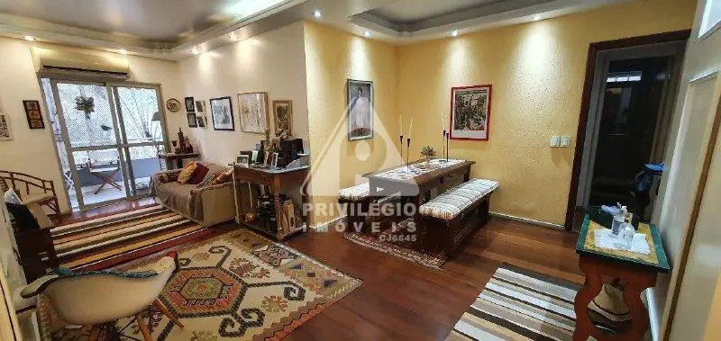 Foto 1 de Apartamento com 3 Quartos à venda, 133m² em Humaitá, Rio de Janeiro