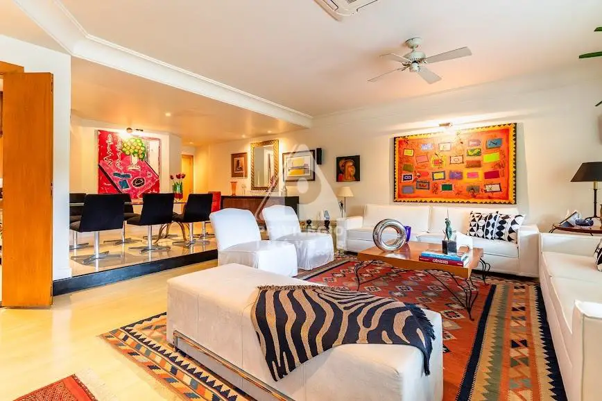 Foto 1 de Apartamento com 3 Quartos à venda, 136m² em Leblon, Rio de Janeiro