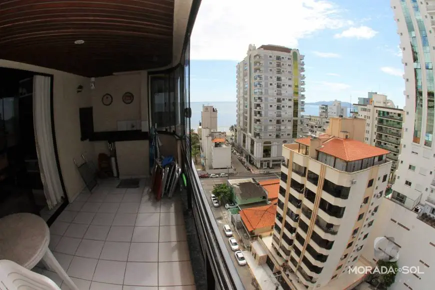 Foto 1 de Apartamento com 3 Quartos para alugar, 120m² em Meia Praia, Itapema