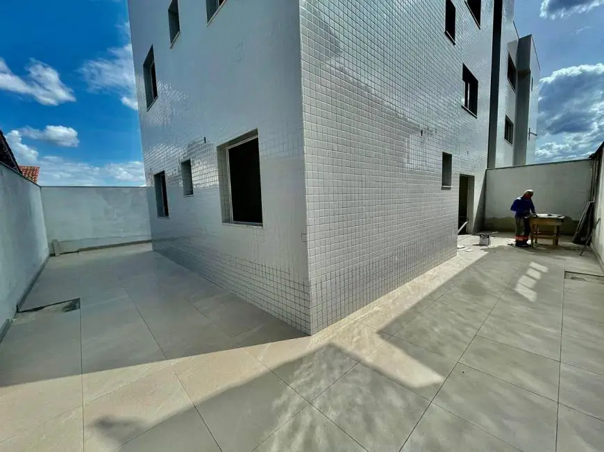 Foto 1 de Apartamento com 3 Quartos à venda, 72m² em Planalto, Belo Horizonte