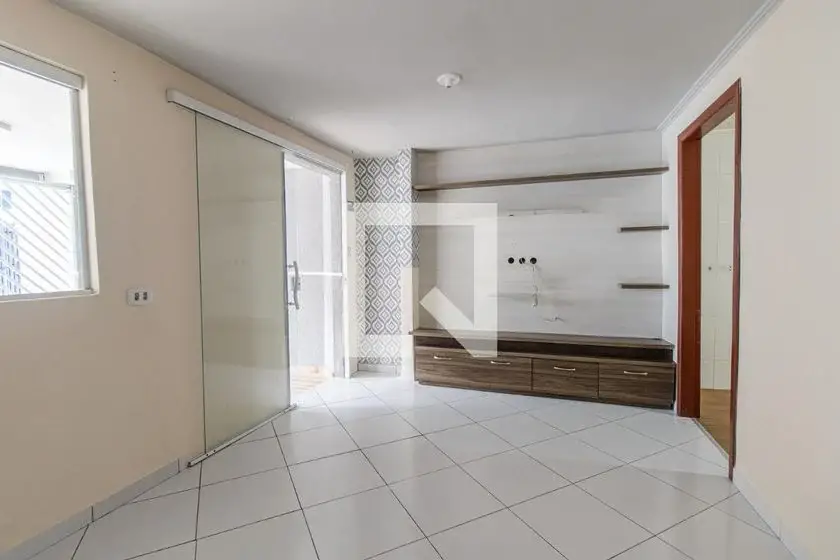 Foto 4 de Casa com 2 Quartos para alugar, 78m² em Cidade Industrial, Curitiba
