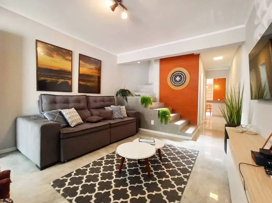 Foto 1 de Casa com 2 Quartos à venda, 105m² em Zona Nova, Capão da Canoa