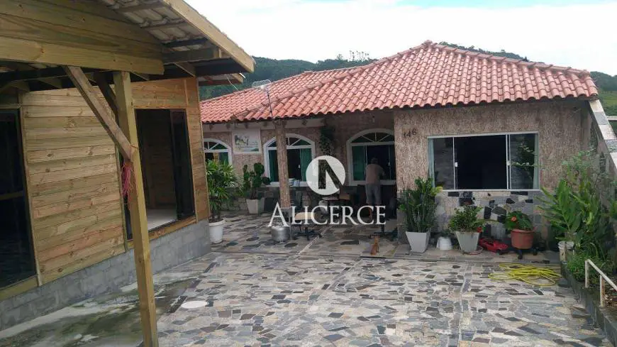 Foto 3 de Casa com 3 Quartos à venda, 160m² em Fundos, Biguaçu
