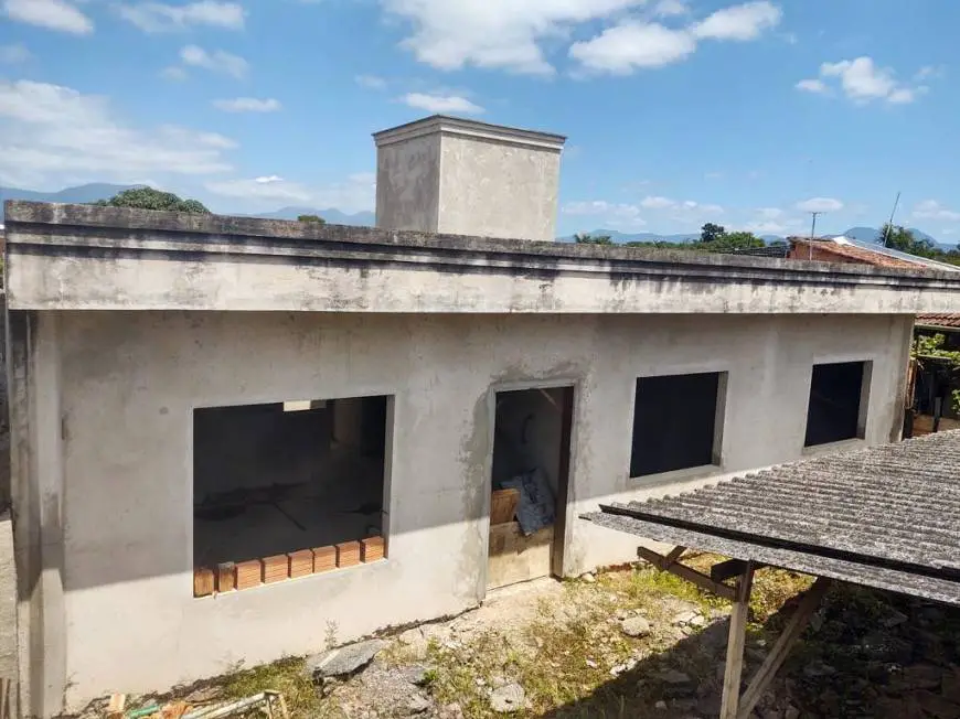 Foto 2 de Casa com 3 Quartos à venda, 160m² em Morro do Meio, Joinville