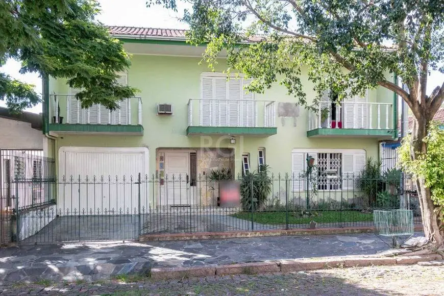 Foto 1 de Casa com 3 Quartos à venda, 280m² em Nonoai, Porto Alegre