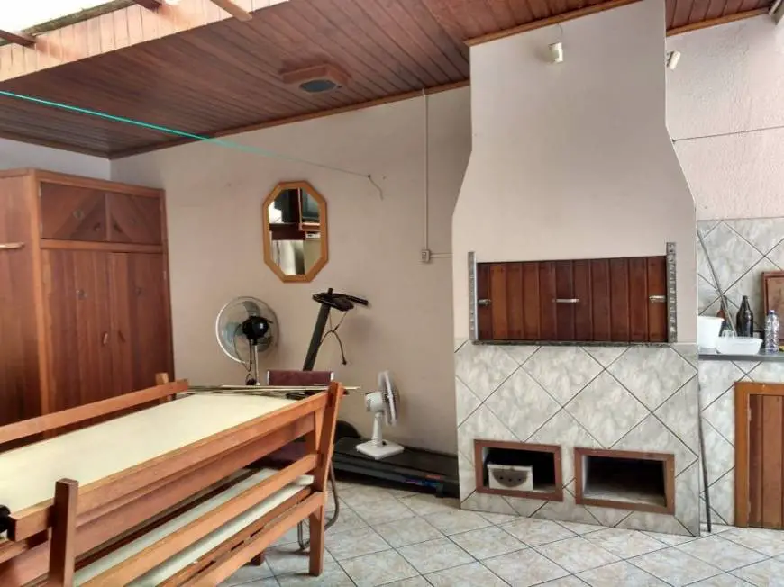 Foto 3 de Casa com 3 Quartos à venda, 313m² em Sarandi, Porto Alegre