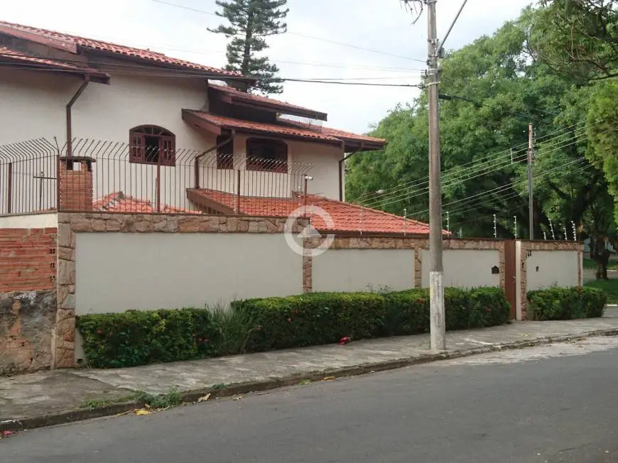 Foto 1 de Sobrado com 4 Quartos à venda, 300m² em Jardim Guarani, Campinas