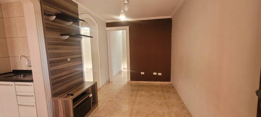 Foto 1 de Apartamento com 2 Quartos à venda, 34m² em Conjunto Habitacional Presidente Castelo Branco, Carapicuíba