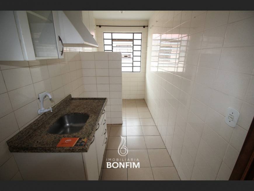 Foto 5 de Apartamento com 2 Quartos à venda, 47m² em Guaíra, Curitiba