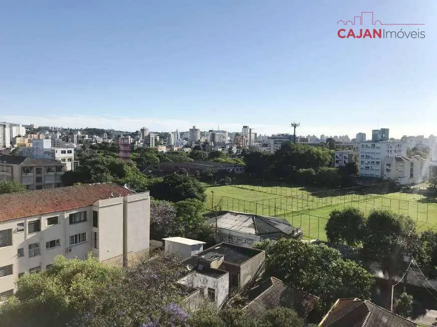 Foto 4 de Apartamento com 2 Quartos à venda, 71m² em Santa Cecília, Porto Alegre