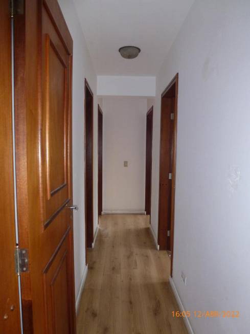 Foto 3 de Apartamento com 3 Quartos para alugar, 136m² em Água Verde, Curitiba