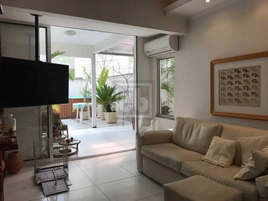 Foto 2 de Apartamento com 3 Quartos à venda, 174m² em Leblon, Rio de Janeiro