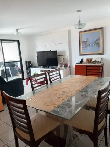 Foto 2 de Apartamento com 3 Quartos à venda, 94m² em Meireles, Fortaleza