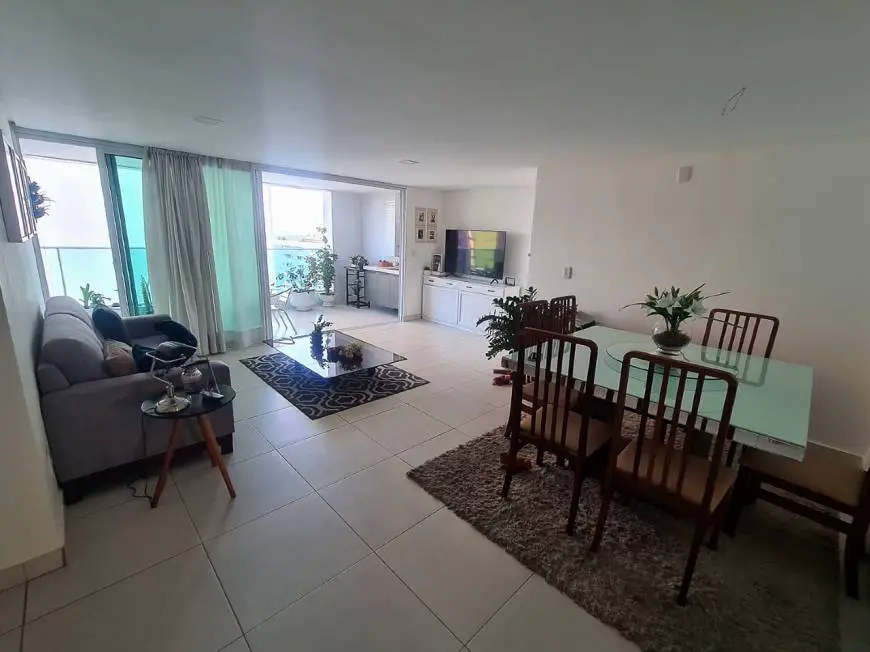 Foto 1 de Apartamento com 4 Quartos à venda, 136m² em Cabo Branco, João Pessoa