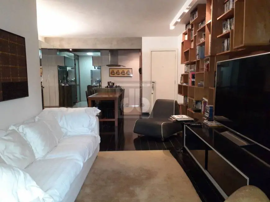 Foto 5 de Apartamento com 4 Quartos à venda, 107m² em Leblon, Rio de Janeiro