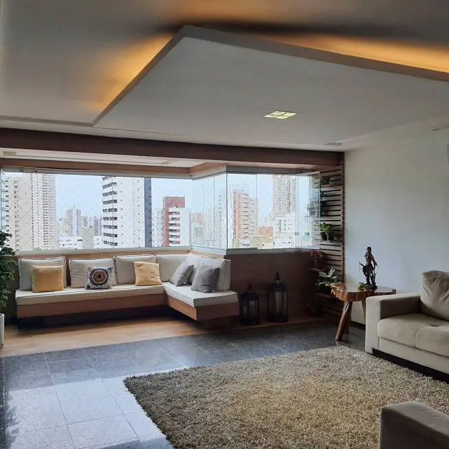 Foto 1 de Apartamento com 4 Quartos à venda, 159m² em Meireles, Fortaleza