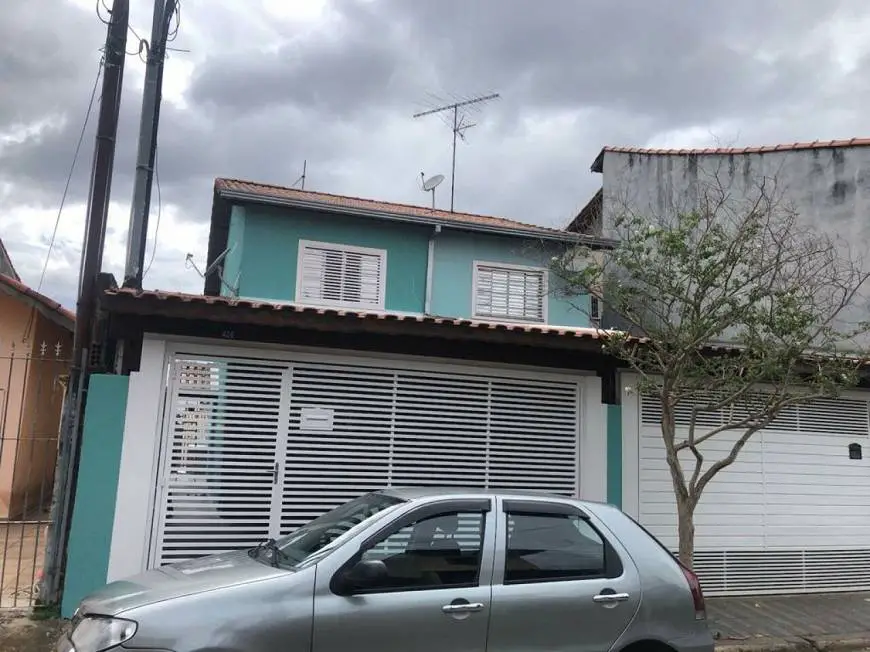 Foto 1 de Casa com 2 Quartos à venda, 200m² em Jardim Santa Clara, Guarulhos