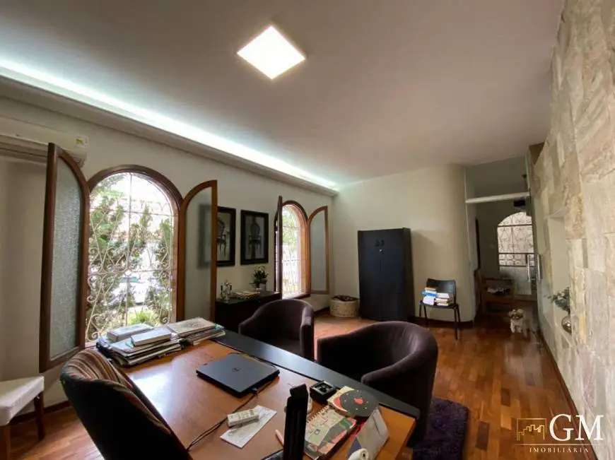 Foto 4 de Casa com 3 Quartos à venda, 264m² em Jardim Bongiovani, Presidente Prudente