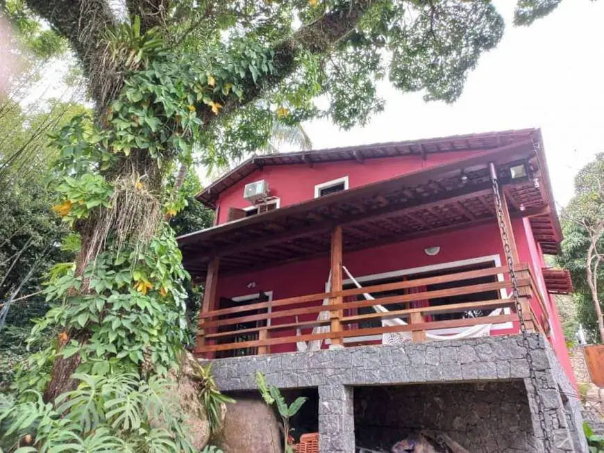 Foto 2 de Casa com 4 Quartos para alugar, 240m² em Santa Tereza, Ilhabela