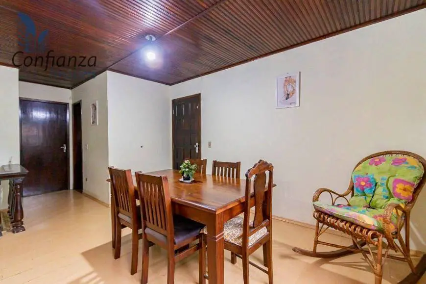 Foto 3 de Casa com 5 Quartos à venda, 241m² em Bairro Alto, Curitiba