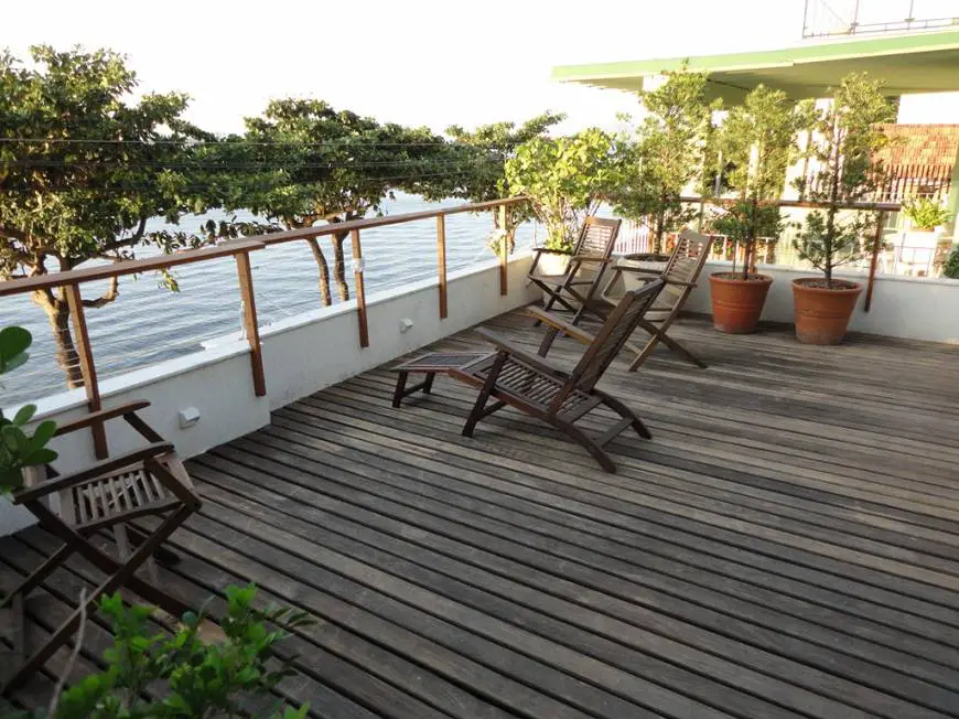 Foto 1 de Casa com 5 Quartos para alugar, 320m² em Urca, Rio de Janeiro
