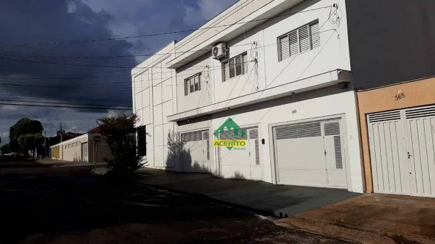 Foto 1 de Sobrado com 2 Quartos para alugar, 85m² em Vila Nova, Araçatuba