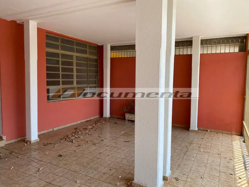 Foto 1 de Sobrado com 3 Quartos para alugar, 150m² em Bandeiras, Araçatuba