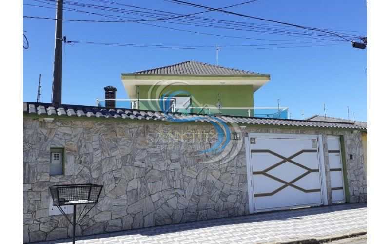 Foto 1 de Sobrado com 5 Quartos à venda, 564m² em Solemar, Praia Grande