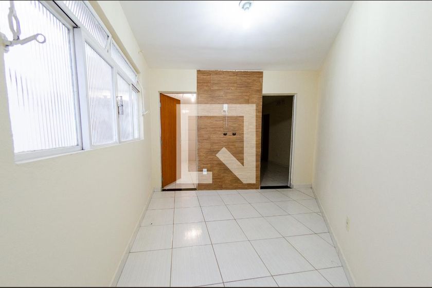 Foto 1 de Apartamento com 1 Quarto para alugar, 30m² em Caiçaras, Belo Horizonte