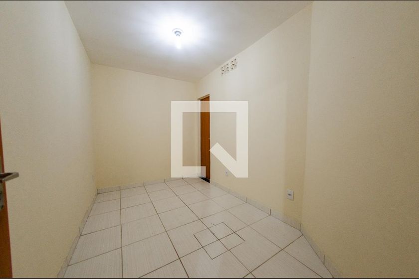 Foto 4 de Apartamento com 1 Quarto para alugar, 30m² em Caiçaras, Belo Horizonte