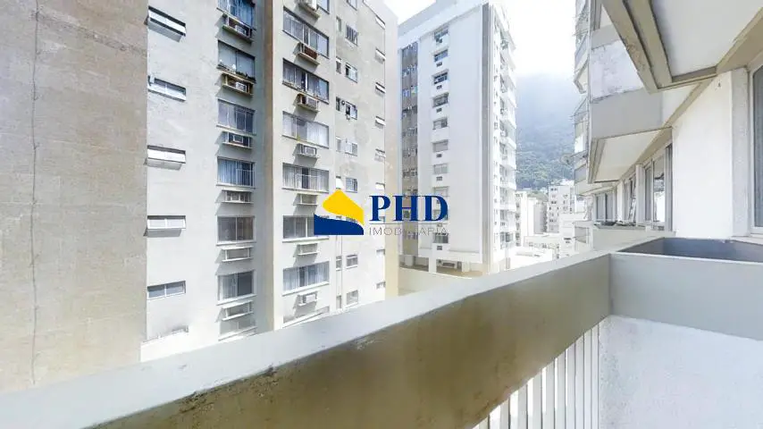 Foto 1 de Apartamento com 2 Quartos à venda, 77m² em Lagoa, Rio de Janeiro
