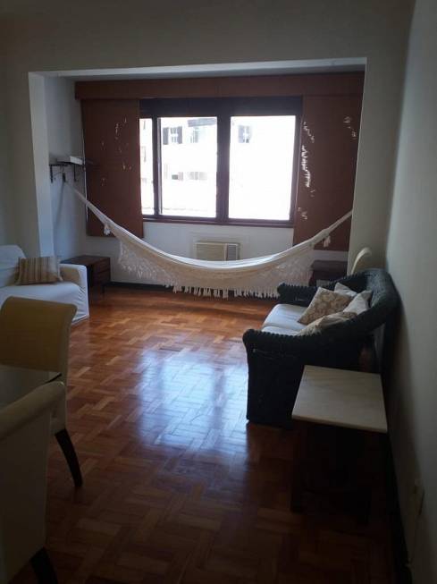 Foto 1 de Apartamento com 2 Quartos para alugar, 90m² em Laranjeiras, Rio de Janeiro