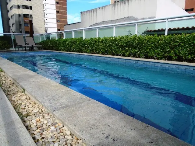 Foto 2 de Apartamento com 2 Quartos à venda, 52m² em Meireles, Fortaleza