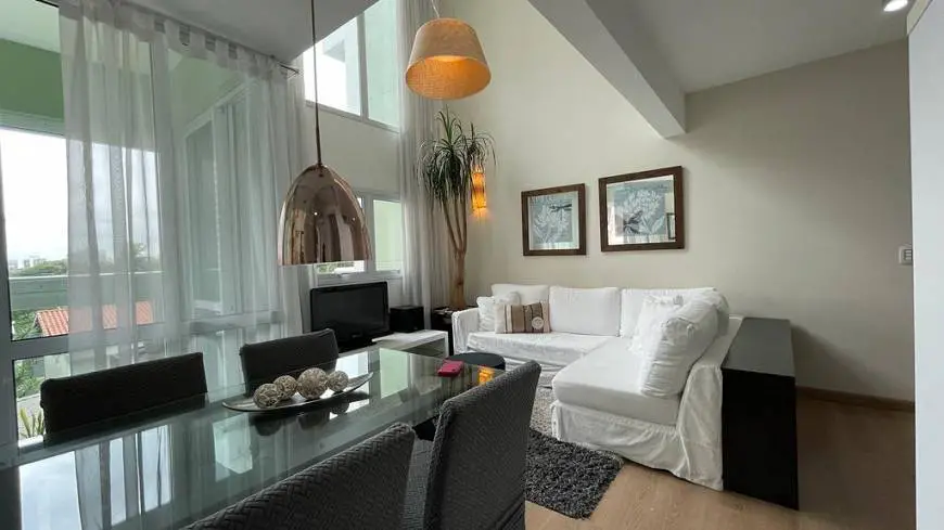 Foto 2 de Apartamento com 2 Quartos para alugar, 60m² em Moema, São Paulo