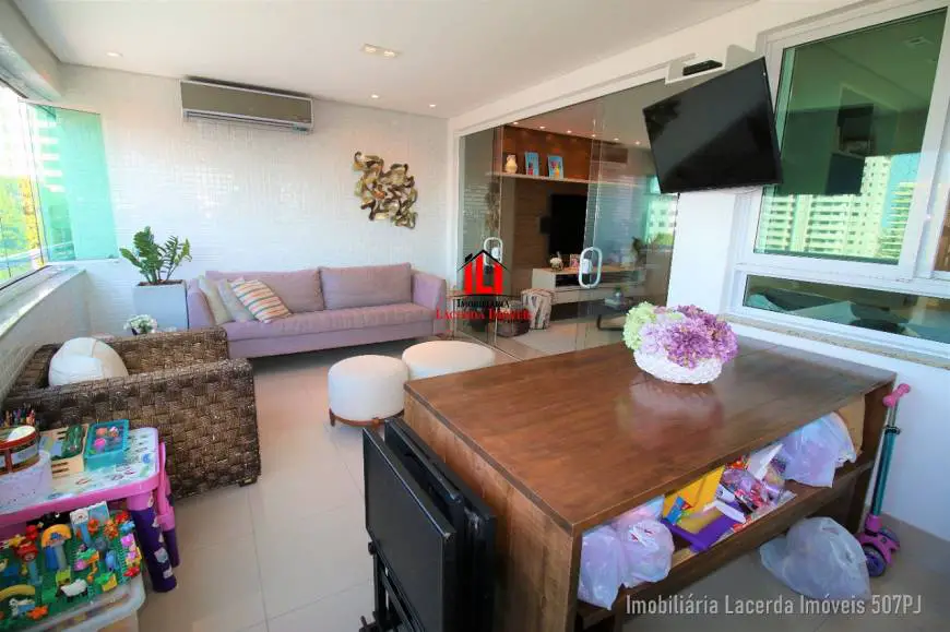 Foto 1 de Apartamento com 3 Quartos à venda, 155m² em Adrianópolis, Manaus