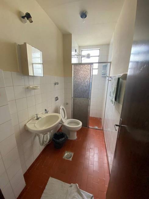 Foto 4 de Apartamento com 3 Quartos para alugar, 11m² em Califórnia, Belo Horizonte