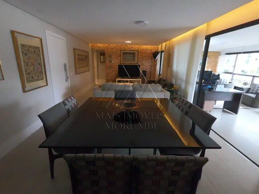 Foto 2 de Apartamento com 3 Quartos à venda, 209m² em Granja Julieta, São Paulo