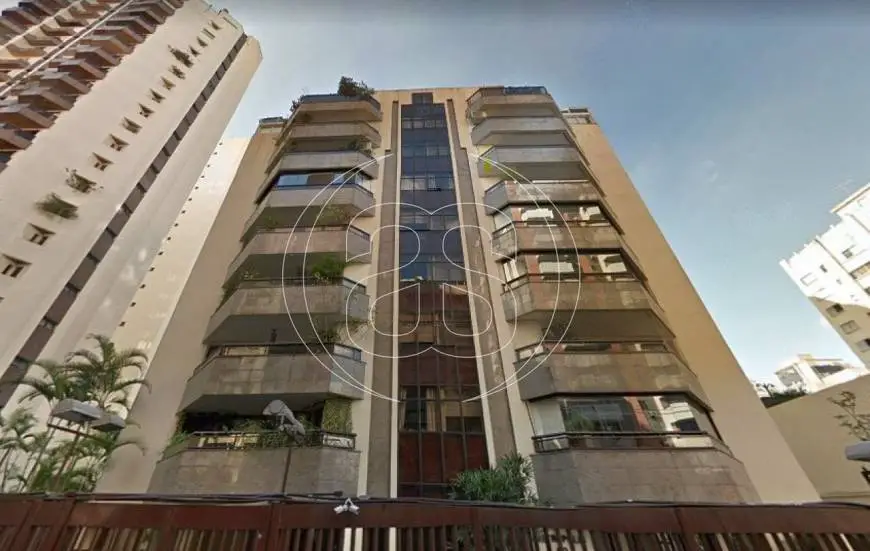 Foto 1 de Apartamento com 3 Quartos para venda ou aluguel, 150m² em Jardim Europa, São Paulo