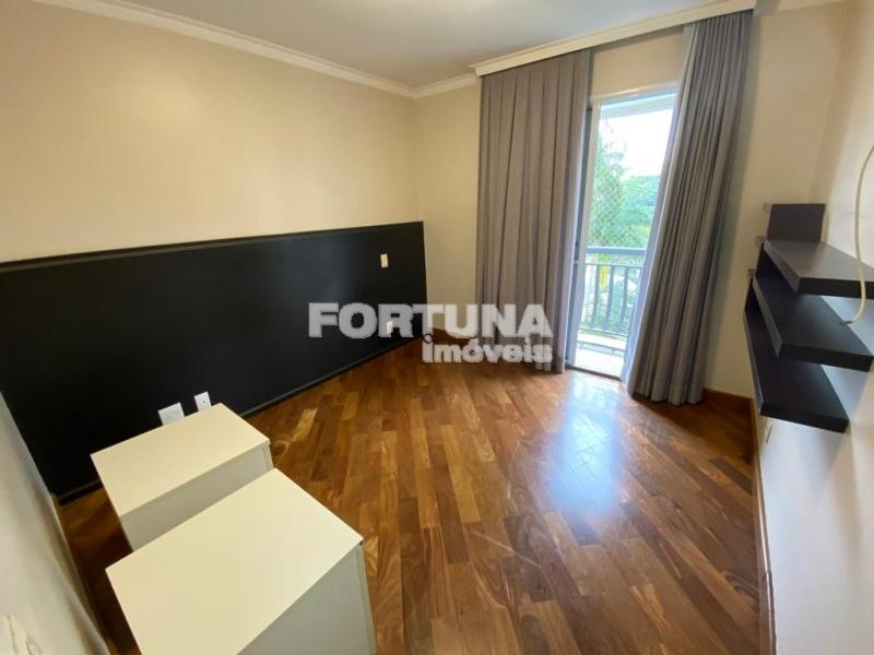 Foto 5 de Apartamento com 3 Quartos para alugar, 137m² em Vila Sao Francisco, São Paulo